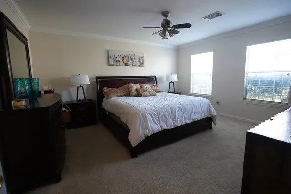 $2,250 | 3002 Carmel Street, Houston, TX 77091