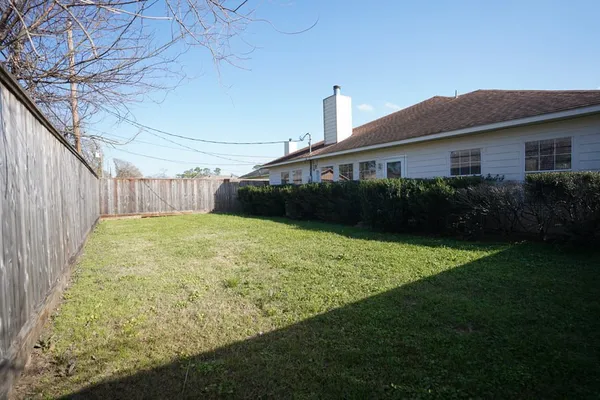 $2,250 | 3002 Carmel Street, Houston, TX 77091