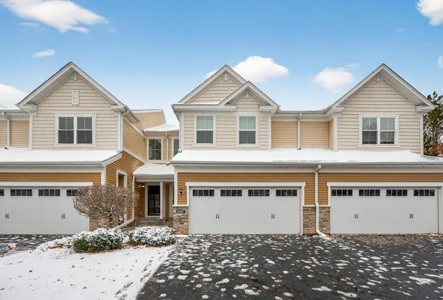 $425,000 | 6947 Archer Trail, Inver Grove Heights, MN 55077