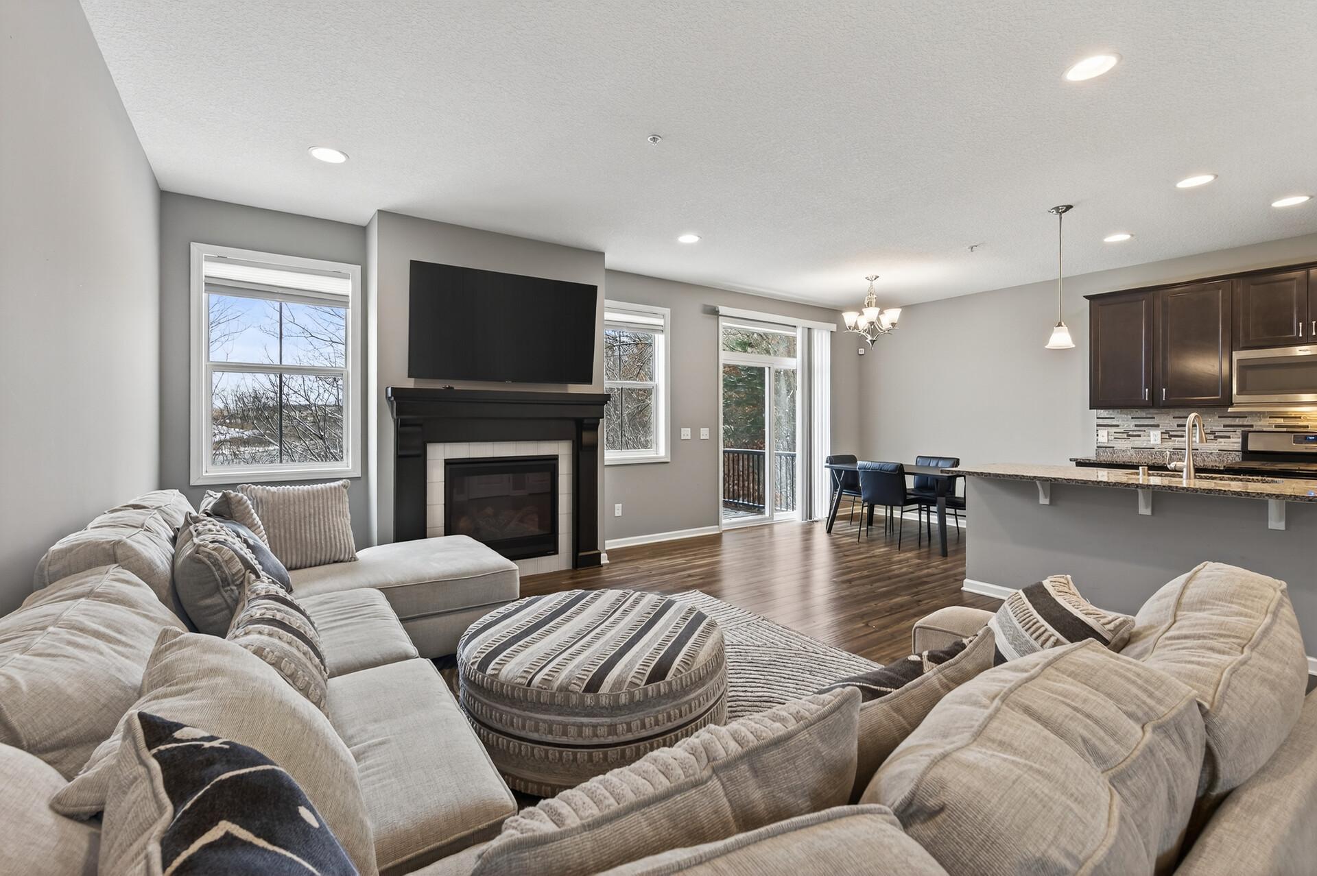 6947 Archer Trail Inver Grove Heights, MN 55077 - Photo 6 of 45