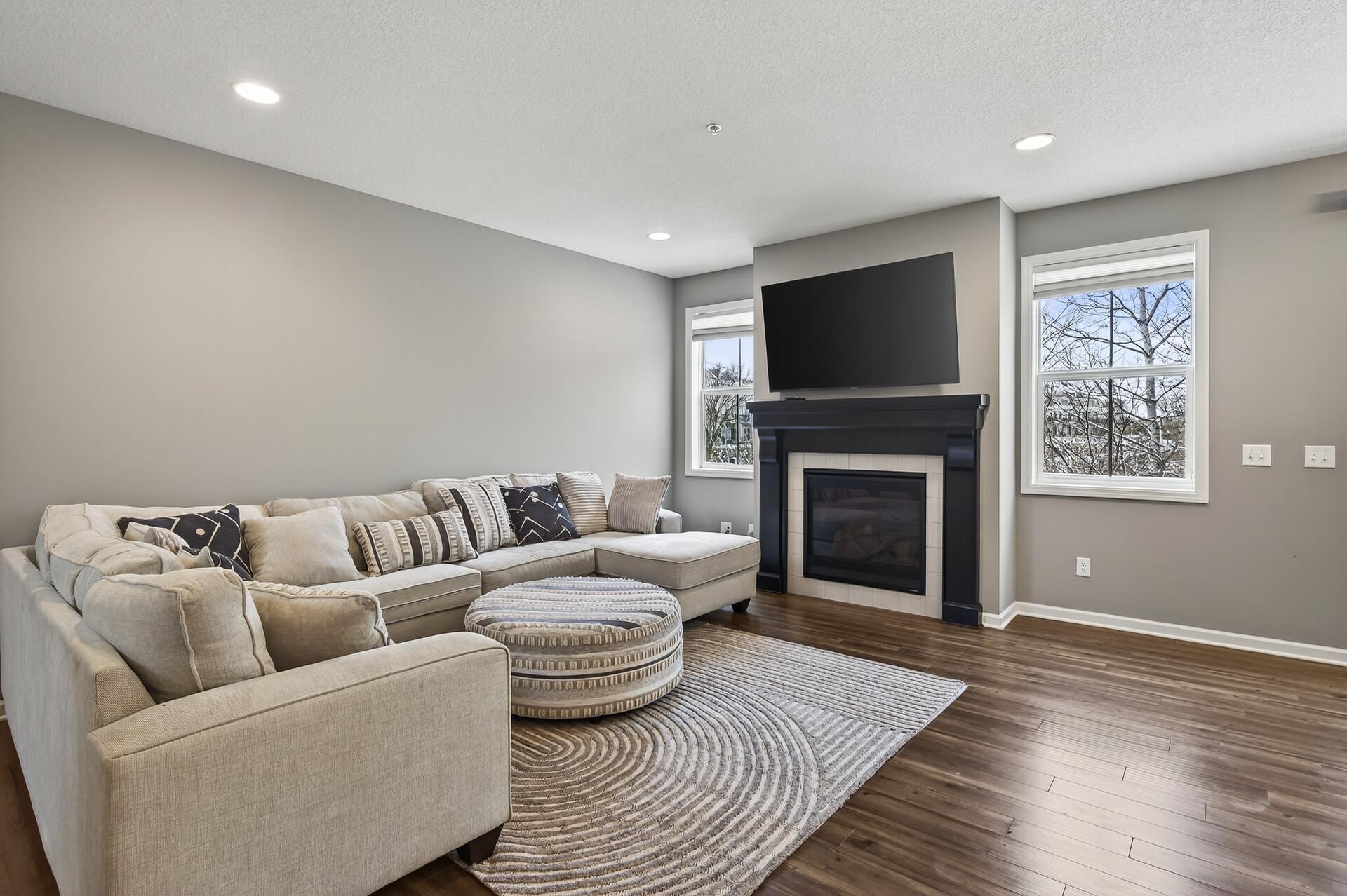 6947 Archer Trail Inver Grove Heights, MN 55077 - Photo 8 of 45