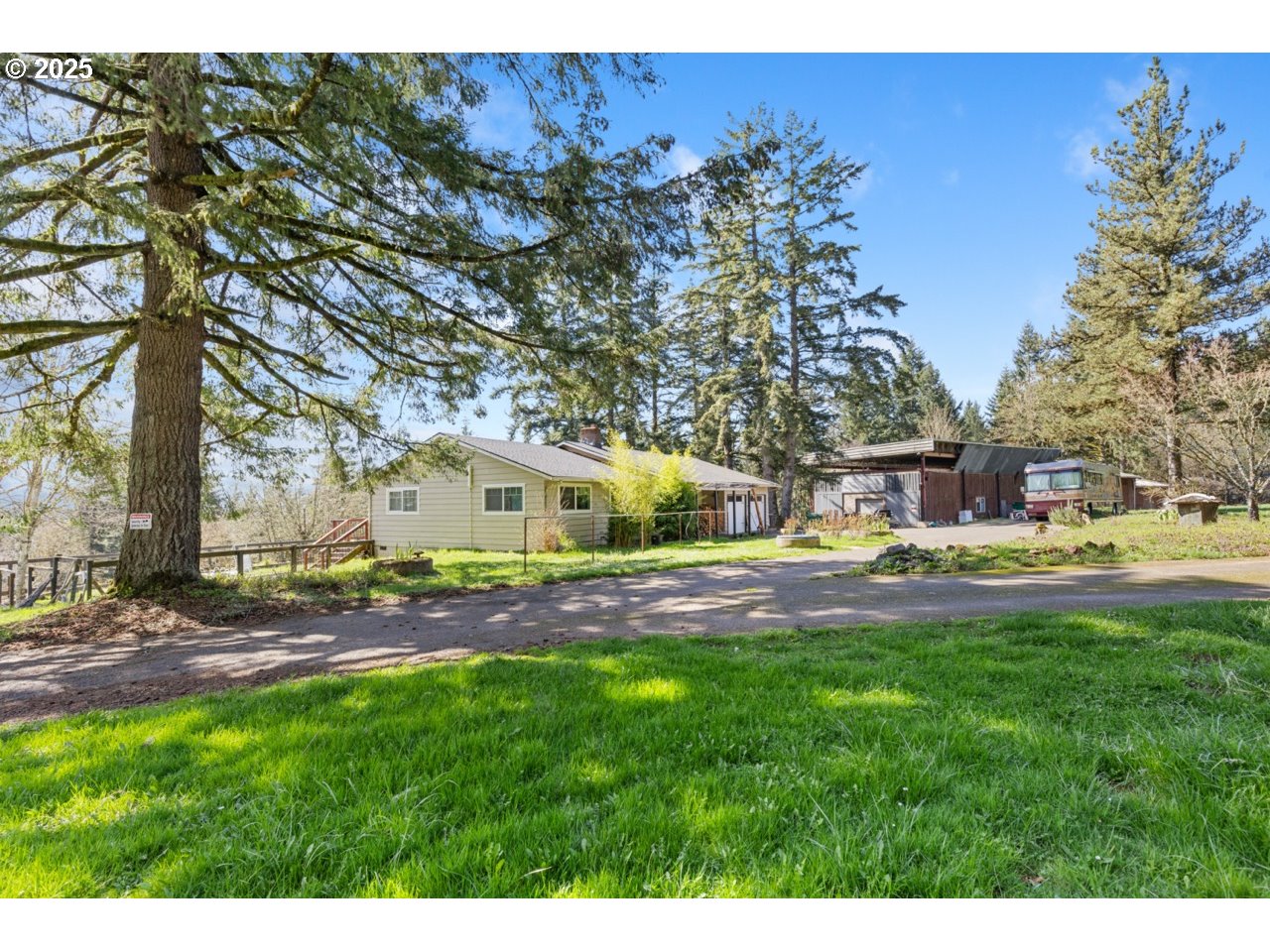 31958 Southwest JP W Road Scappoose, OR 97056 - Photo 3 of 48 Gallery Image 3