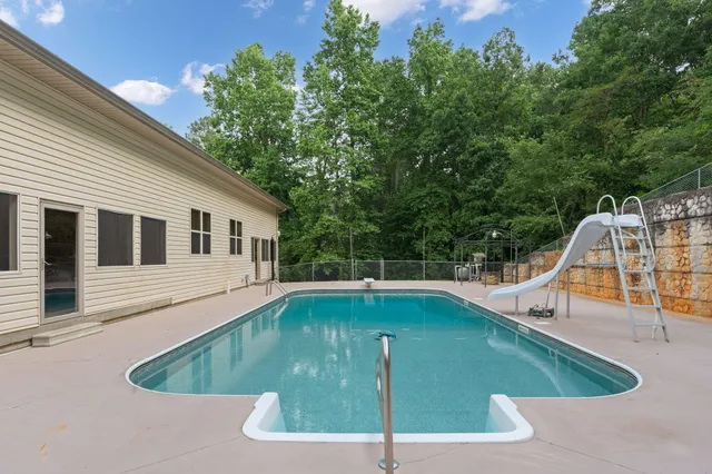 $648,000 | 210 Gordon Drive, Chatsworth, GA 30705