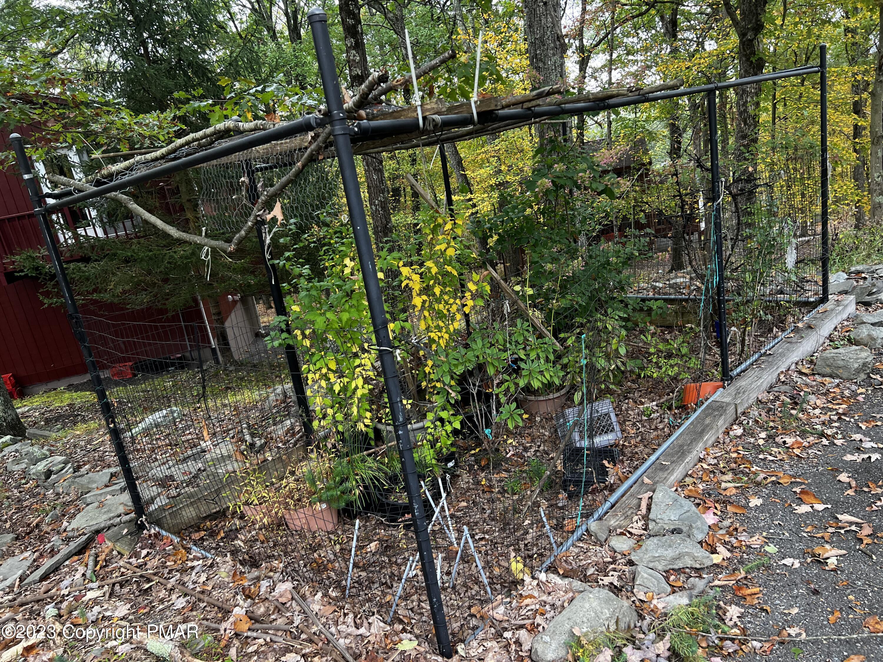 124 Saunders Drive Bushkill, PA 18324 - Photo 16 of 43 Photo Oct 06 2023, 10 53 18 AM