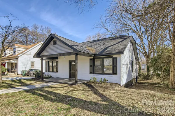 $1,699 | 106 South Dalton Street, Gastonia, NC 28052