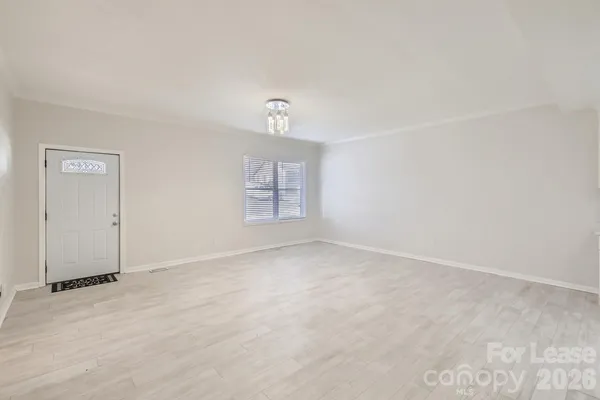 $1,699 | 106 South Dalton Street, Gastonia, NC 28052