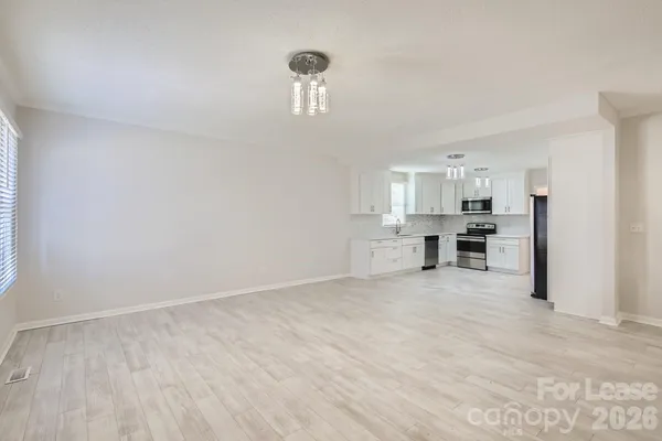 $1,699 | 106 South Dalton Street, Gastonia, NC 28052