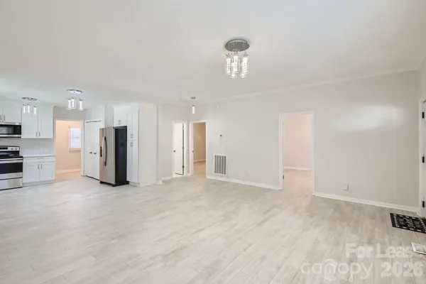 $1,699 | 106 South Dalton Street, Gastonia, NC 28052