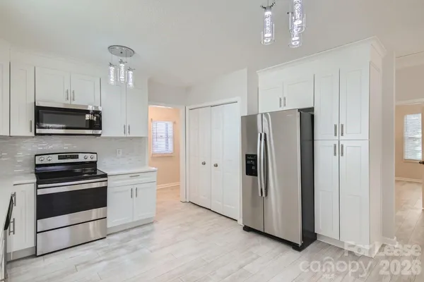 $1,699 | 106 South Dalton Street, Gastonia, NC 28052