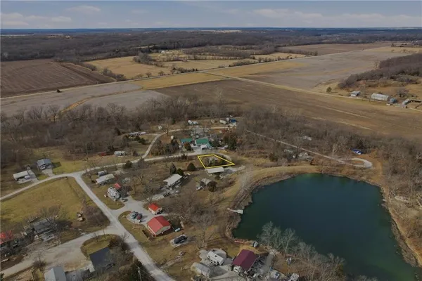 $9,200 | 34 Oakdale Court, Linn Valley, KS 66040