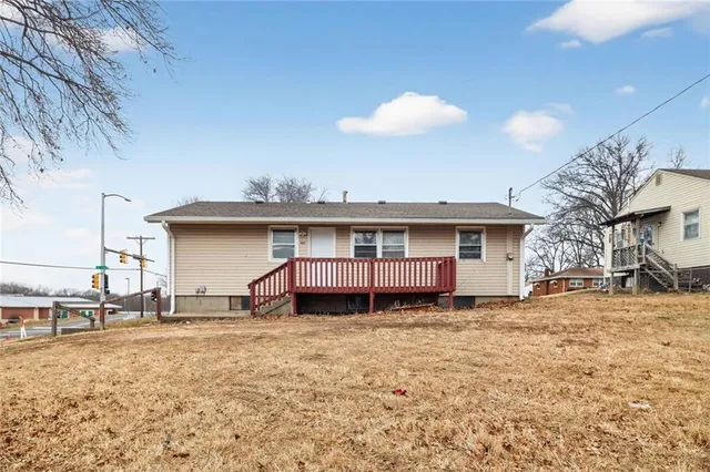 $178,900 | 421 Limit Street, Leavenworth, KS 66048