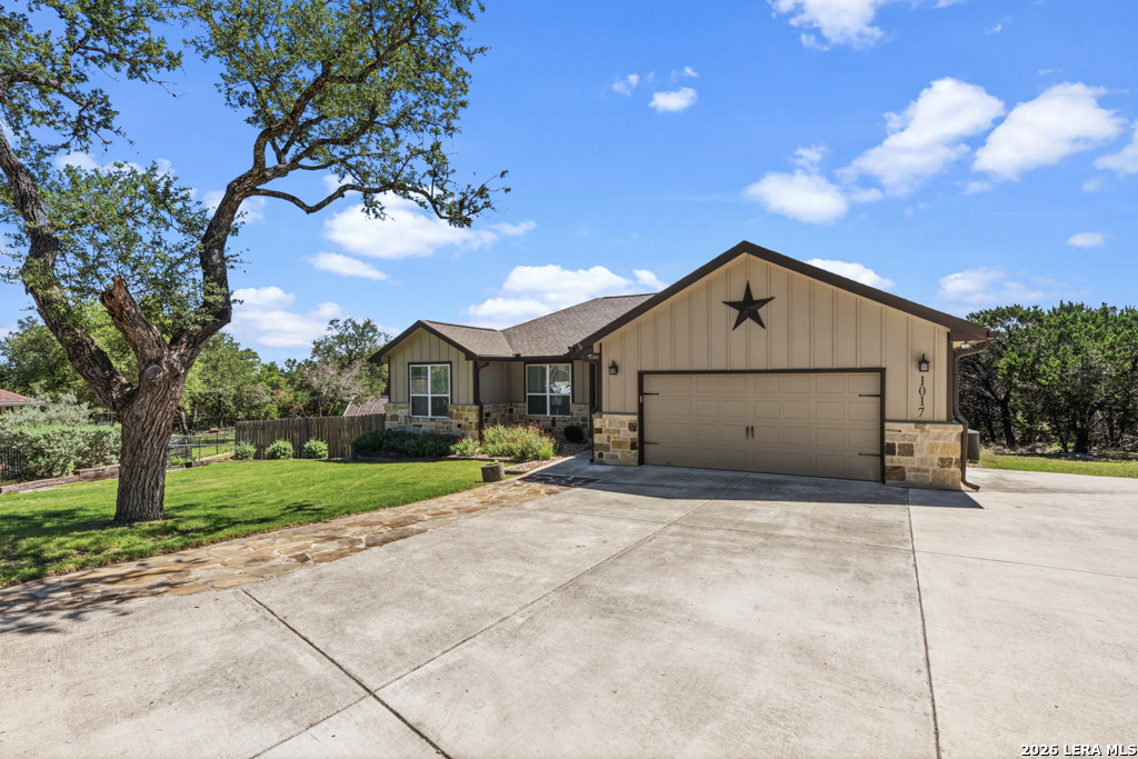 1017 Burning Tree Spring Branch, TX 78070 - Photo 5 of 40