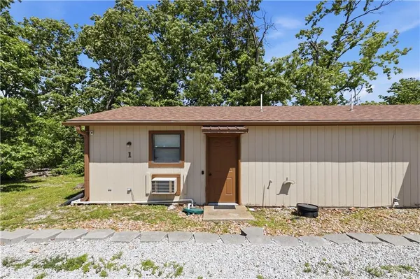 $150,000 | 11015 Southwest State Rte 7, Clinton, MO 64735