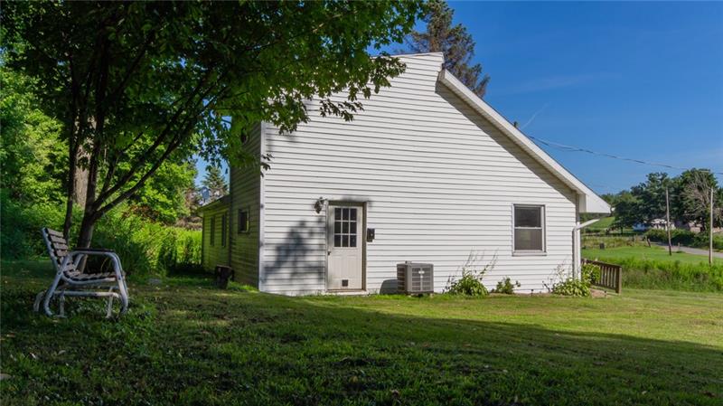 349 Millburn Road Mercer, PA 16137 - Photo 5 of 25