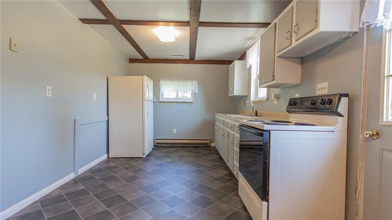 349 Millburn Road Mercer, PA 16137 - Photo 9 of 25