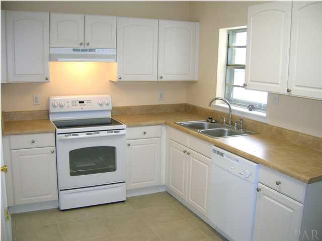 Huge kitchen with brand new everything!