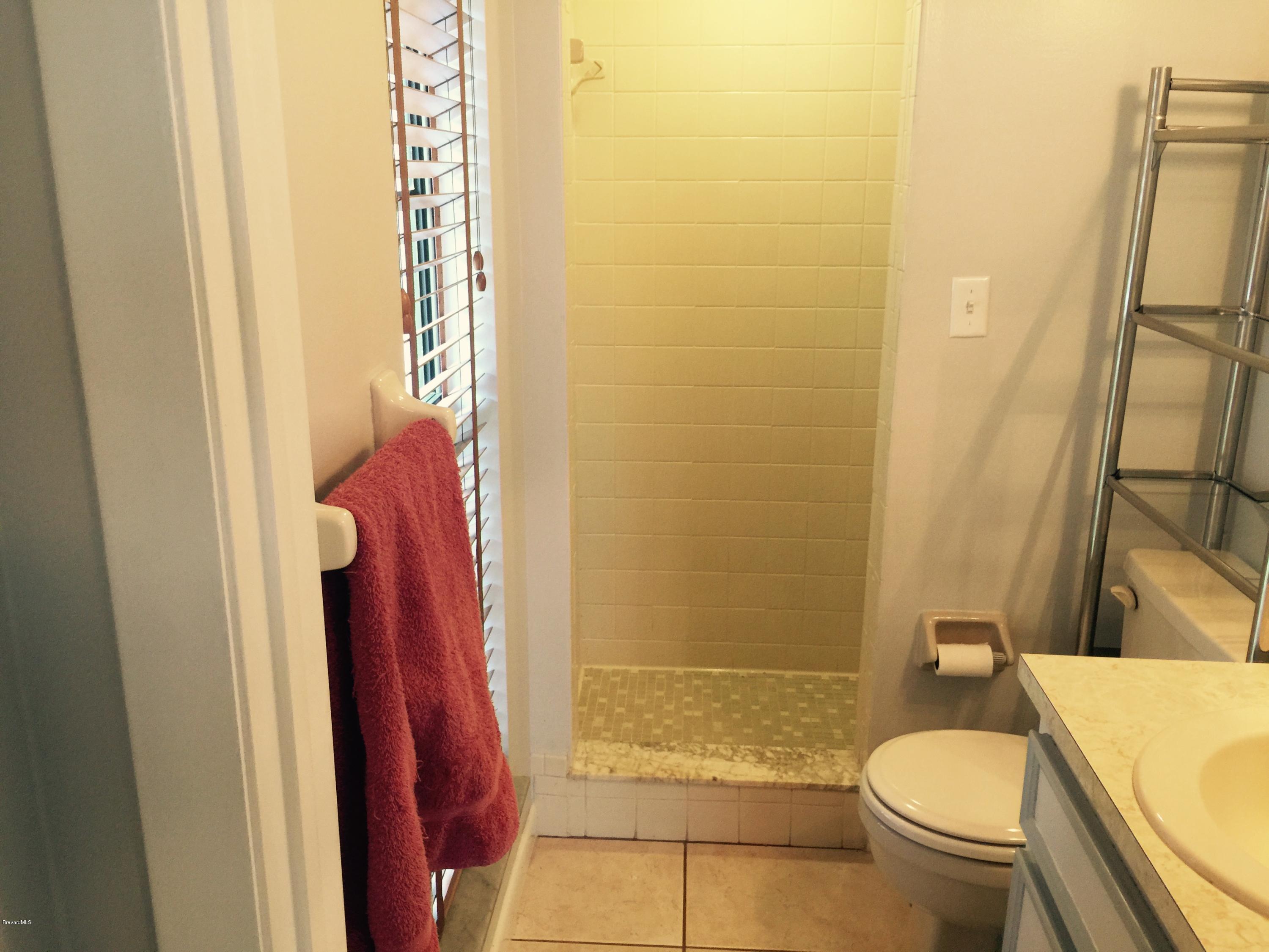 6766 Hartford Road Cocoa, FL 32927 - Photo 12 of 17 6766 MASTER BATH