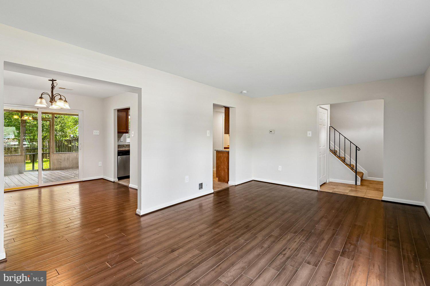 1306 Tenbrook Road Odenton, MD 21113 - Photo 10 of 35 Living Room