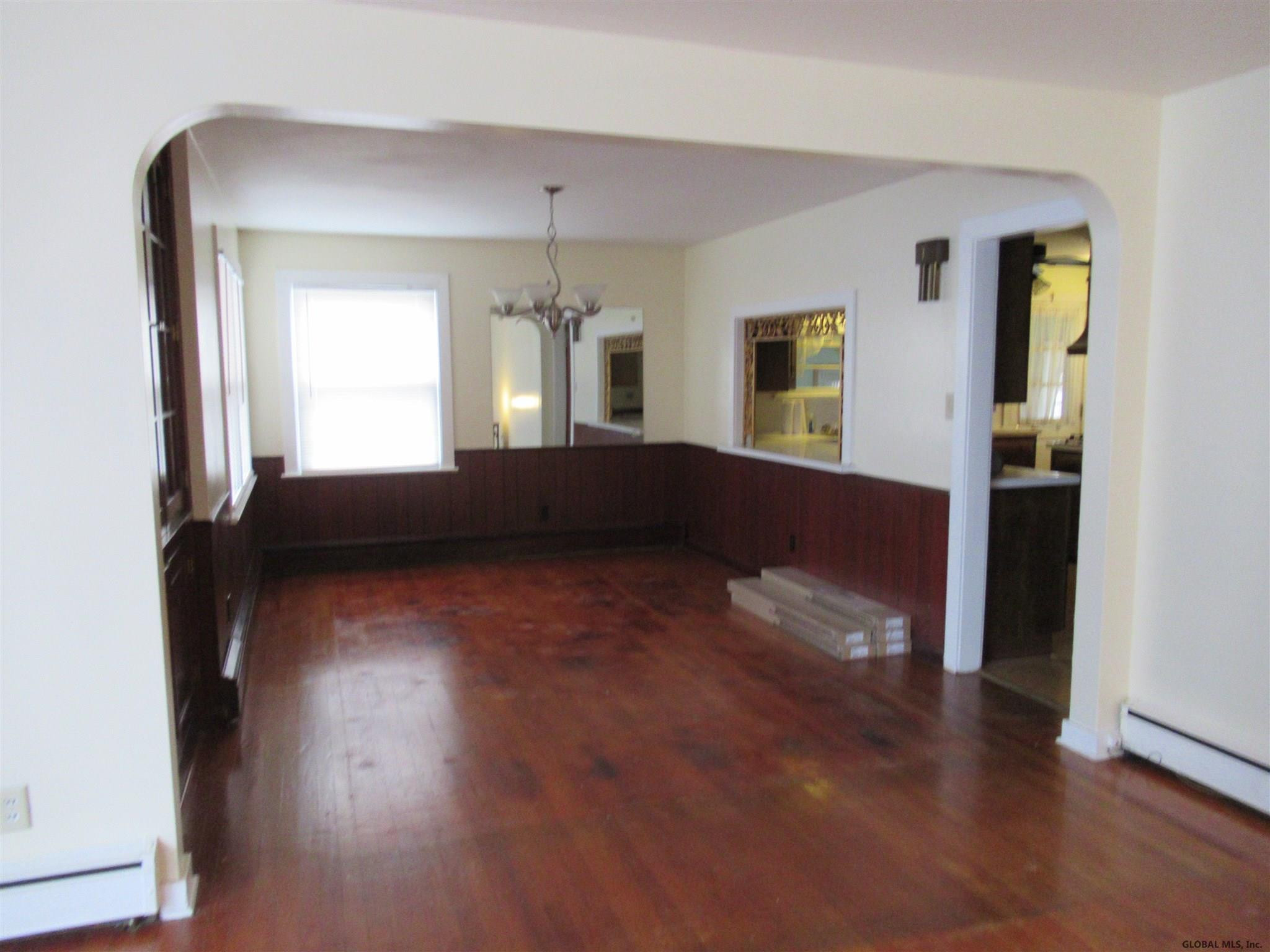 10 Knickerbocker Road Scotia, NY 12302 - Photo 3 of 30 Photo 3