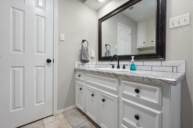 $199,000 | 8907 Dixon Avenue, Lubbock, TX 79423