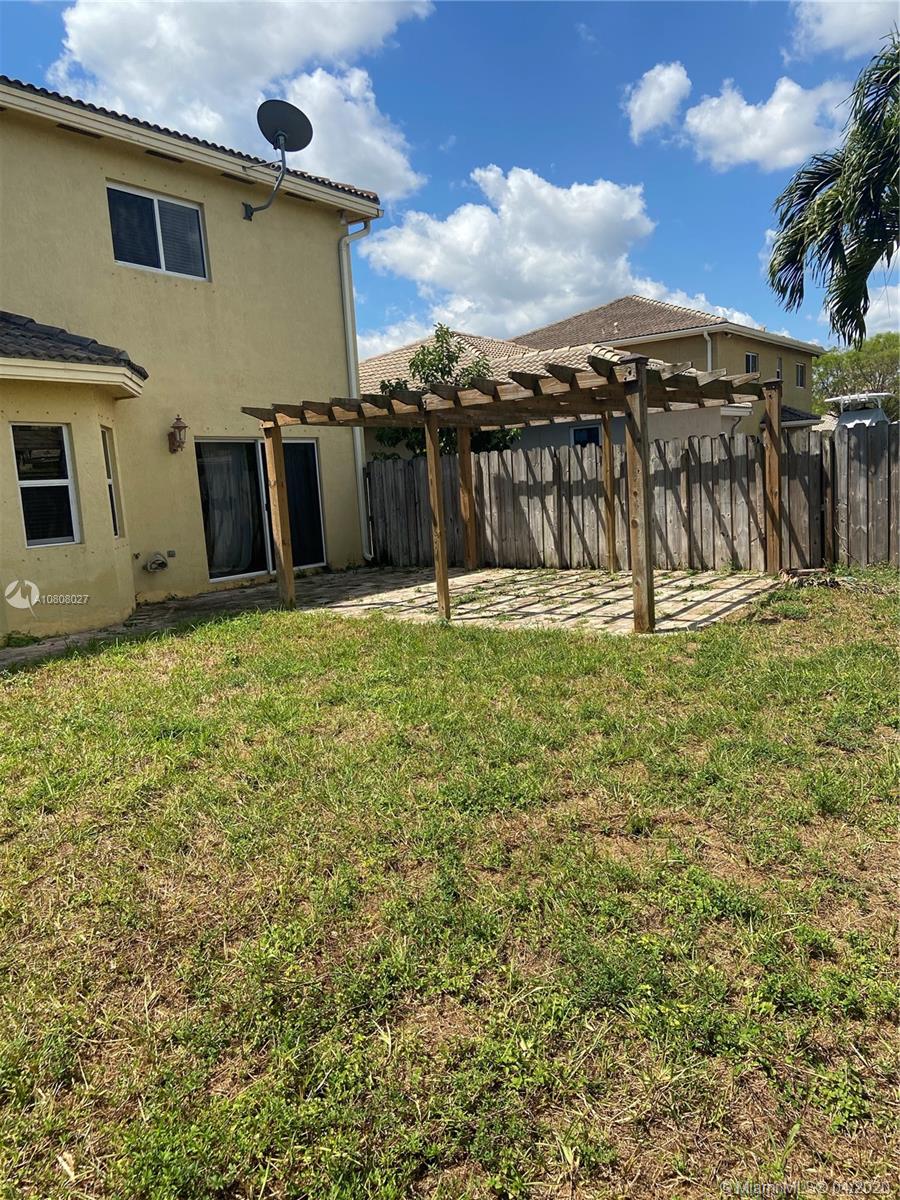 8917 Southwest 211th Lane Cutler Bay, FL 33189 - Photo 12 of 18