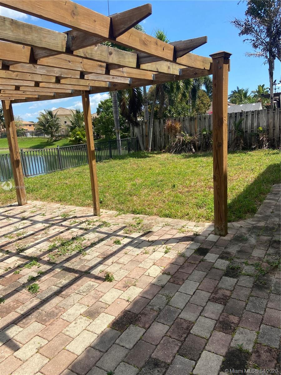 8917 Southwest 211th Lane Cutler Bay, FL 33189 - Photo 14 of 18