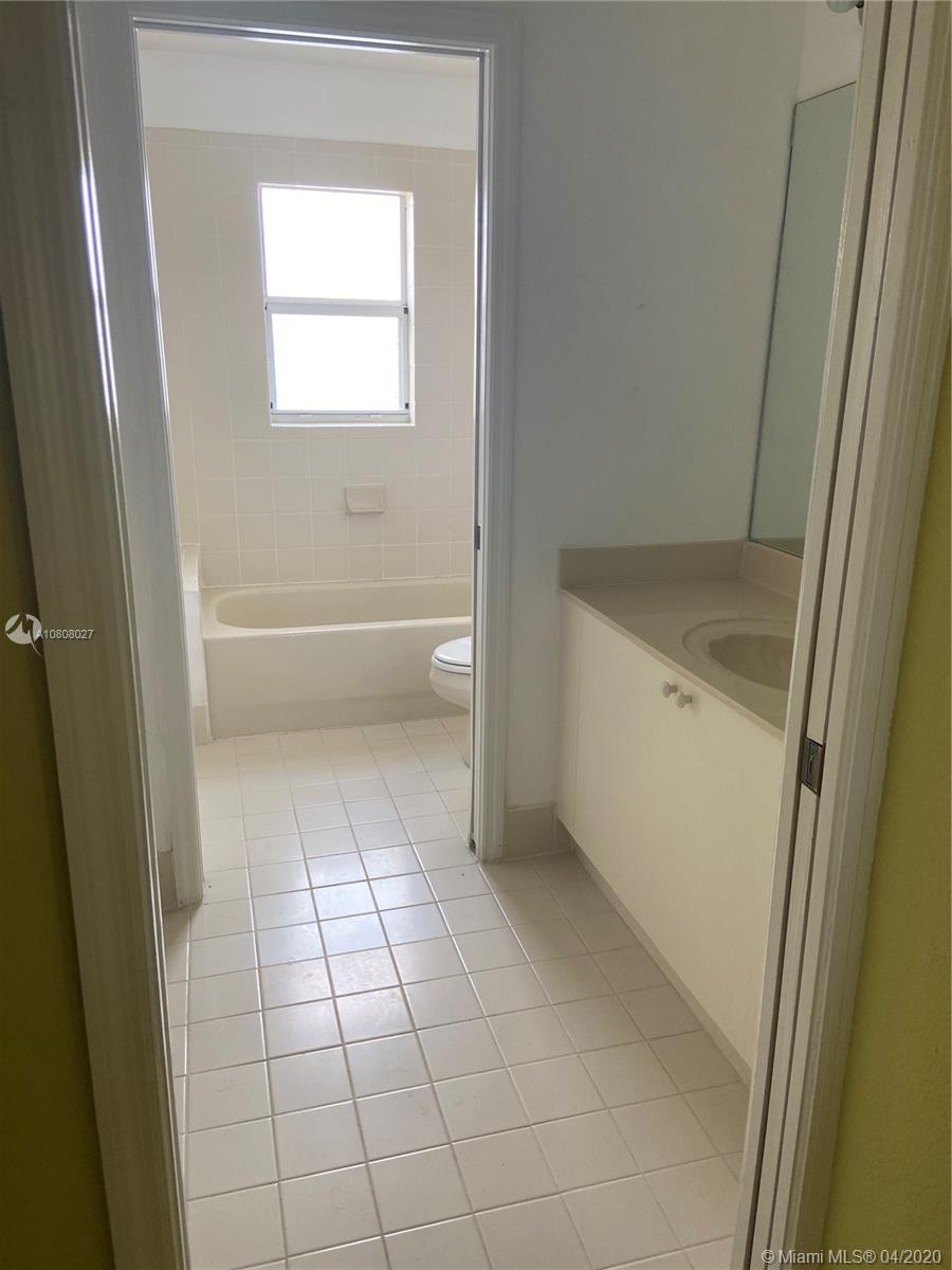 8917 Southwest 211th Lane Cutler Bay, FL 33189 - Photo 4 of 18
