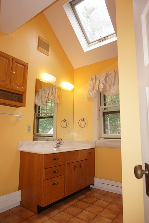 34 Monadnock Road Worcester, MA 01609 - Photo 21 of 30 Gallery Image 21