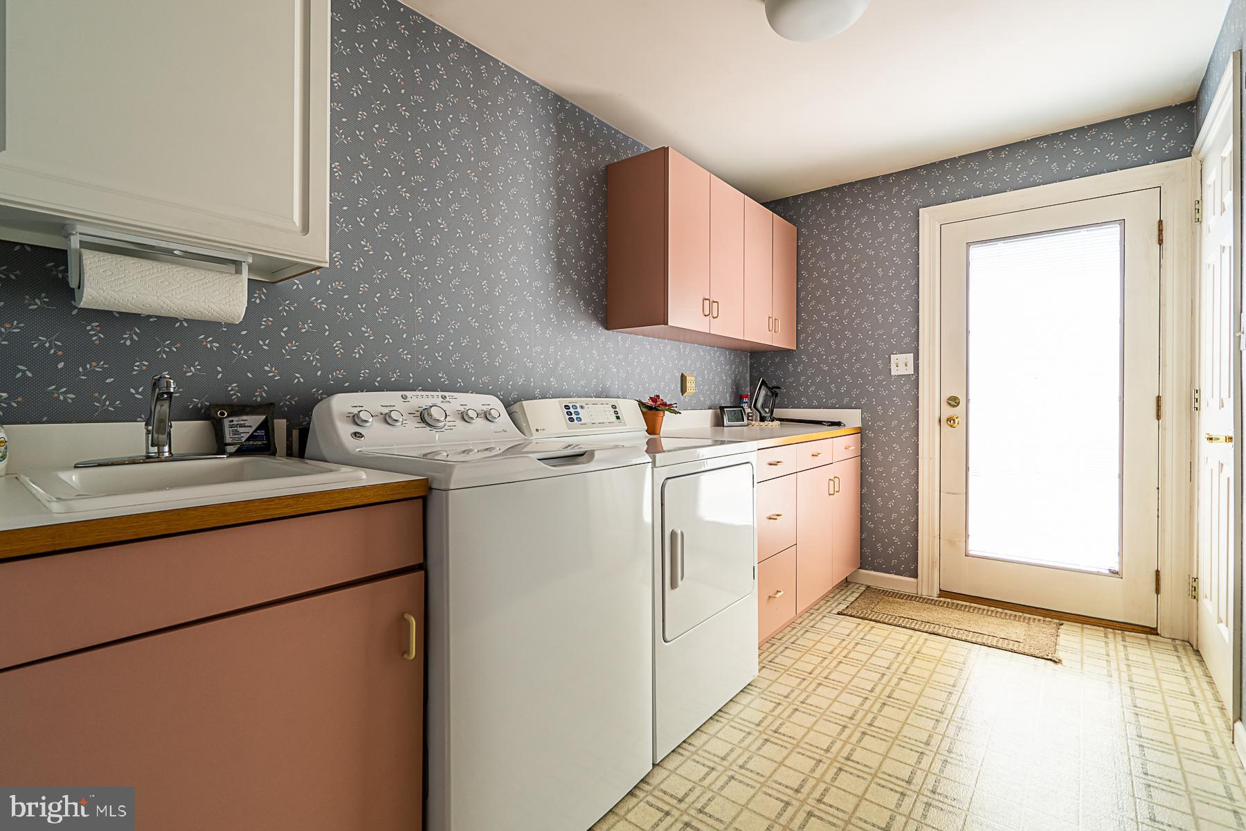 712 Godshall Road Telford, PA 18969 - Photo 24 of 53 First floor laundry room