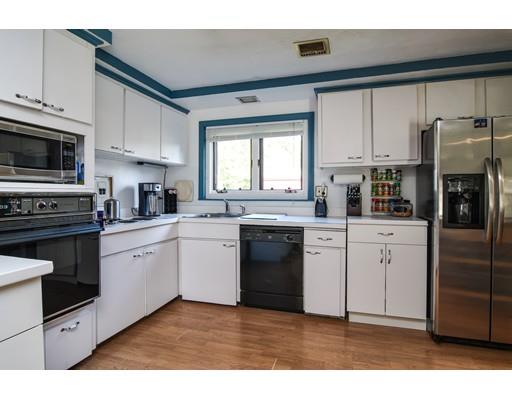31 Nadine Road Framingham, MA 01701 - Photo 9 of 26
