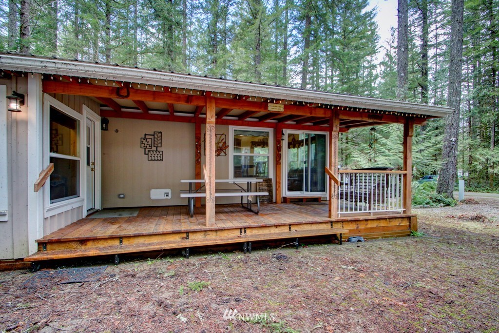 23-1 Goldrush Road Deming, WA 98244 - Photo 2 of 40 Gallery Image 2