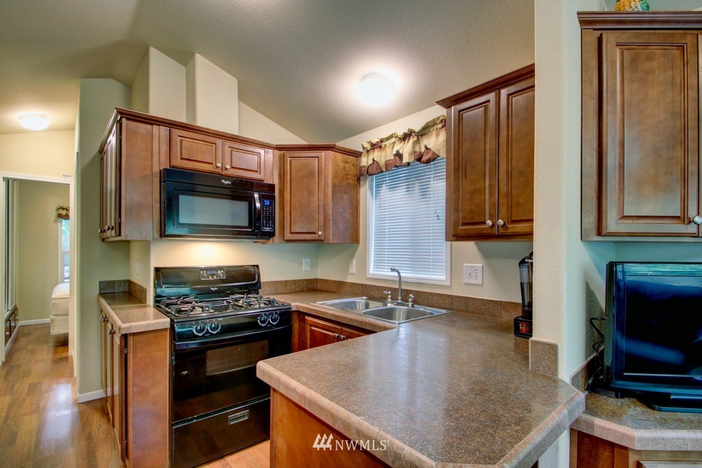 23-1 Goldrush Road Deming, WA 98244 - Photo 8 of 40 Gallery Image 8