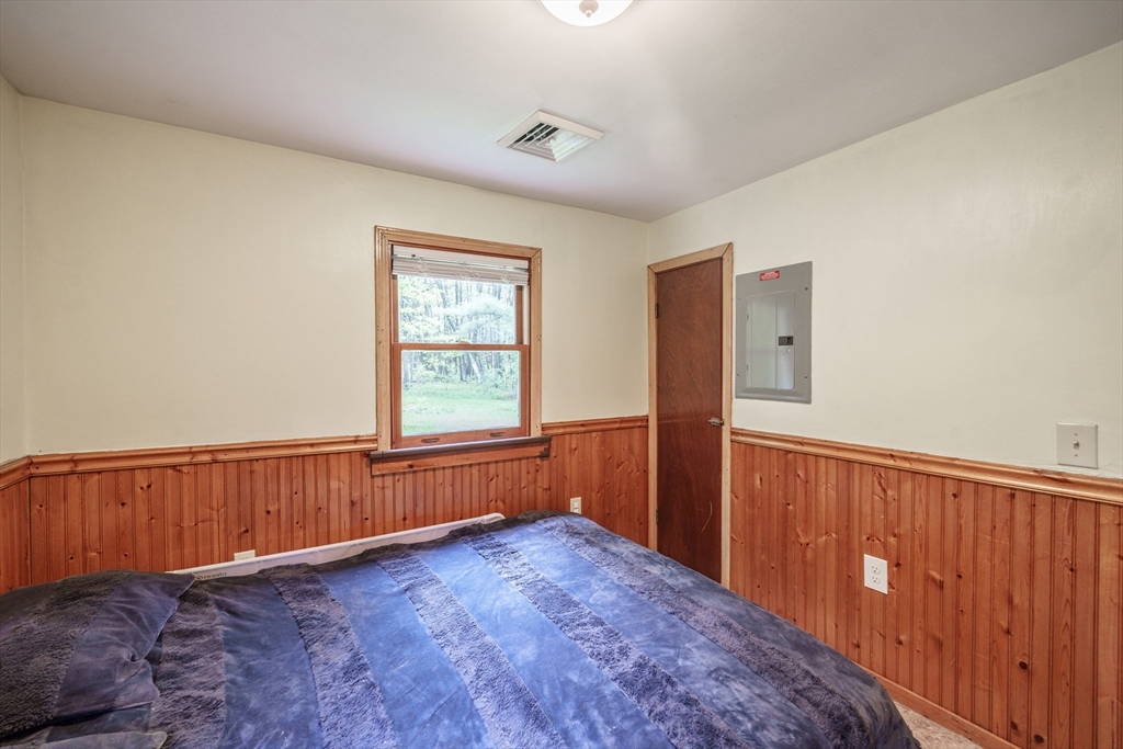 91 Robinson Road Palmer, MA 01069 - Photo 26 of 35