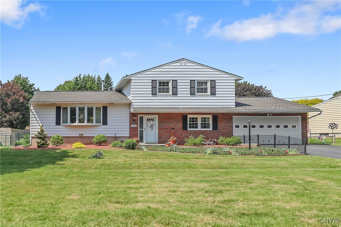 7462 Thunderbird Road Liverpool, NY 13088 - Photo 1 of 1 Gallery Image 1