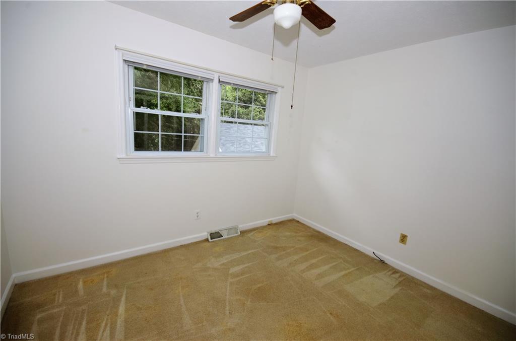 292 Anderson Road Eden, NC 27288 - Photo 13 of 30 Bedroom