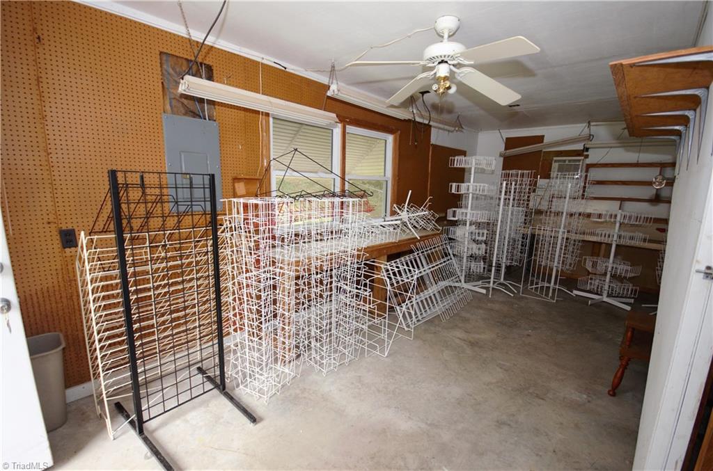 292 Anderson Road Eden, NC 27288 - Photo 28 of 30 Work shop