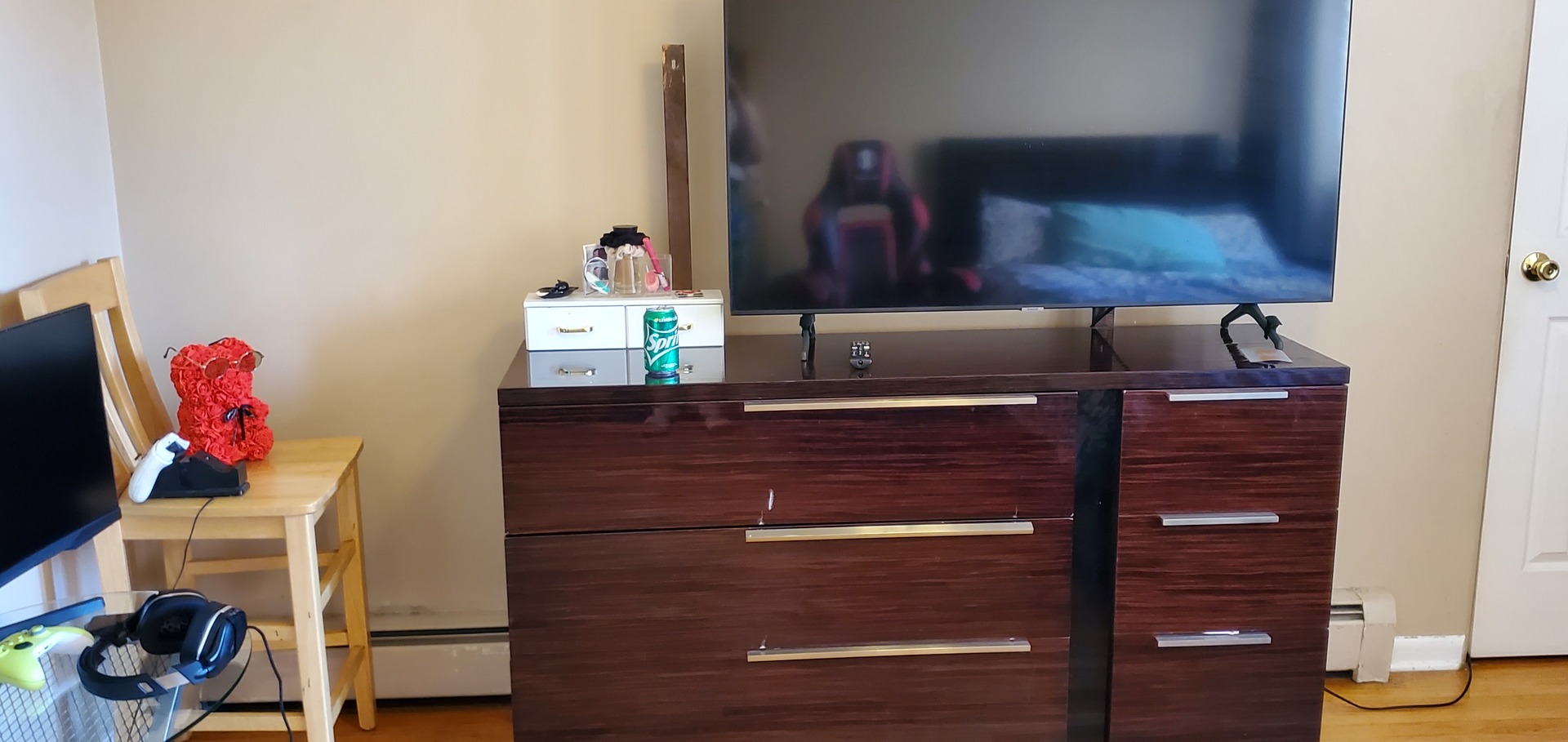 1619 West Howard Street, Unit B3 Chicago, IL 60202 - Photo 8 of 13