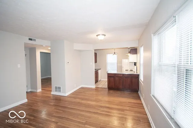 $955 | 146 East 19th Street, Unit 8, Indianapolis, IN 46202