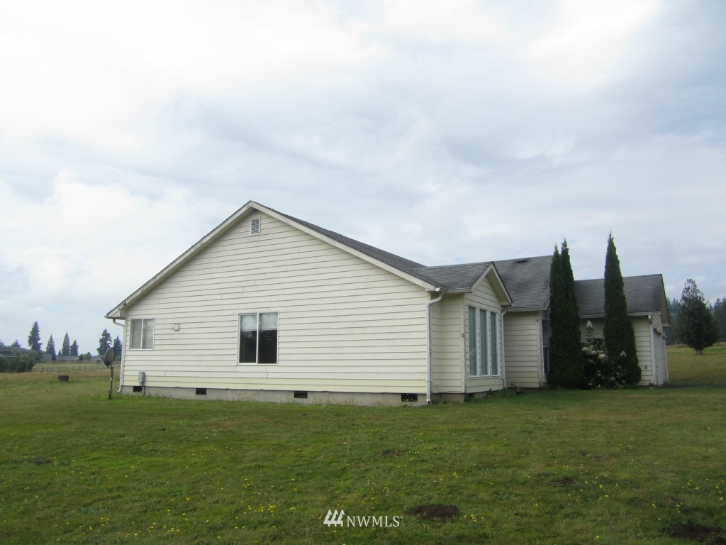 211 Wohl Road Longview, WA 98632 - Photo 3 of 15