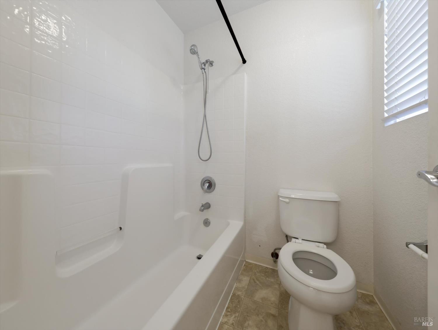 5564 Cedar Point Court Antioch, CA 94531 - Photo 45 of 60