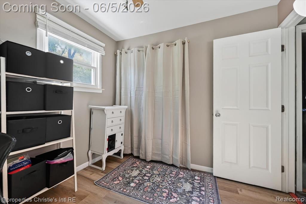 39185 Chase Street Romulus, MI 48174 - Photo 20 of 34