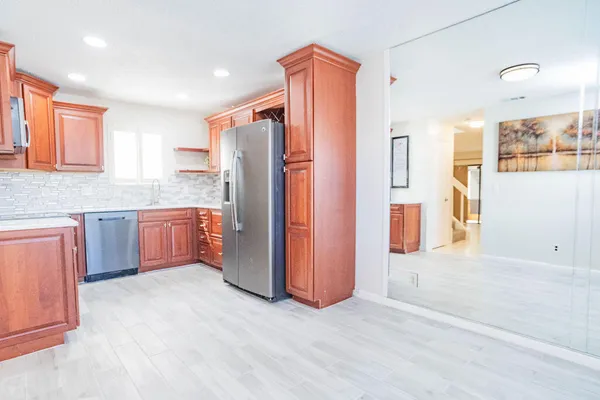 $239,500 | 950 South Kanner Highway, Unit 124, Stuart, FL 34994