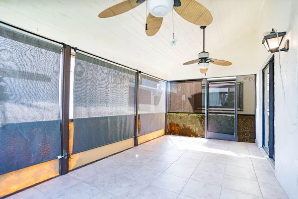 $239,500 | 950 South Kanner Highway, Unit 124, Stuart, FL 34994