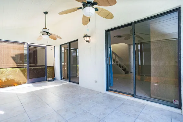 $239,500 | 950 South Kanner Highway, Unit 124, Stuart, FL 34994