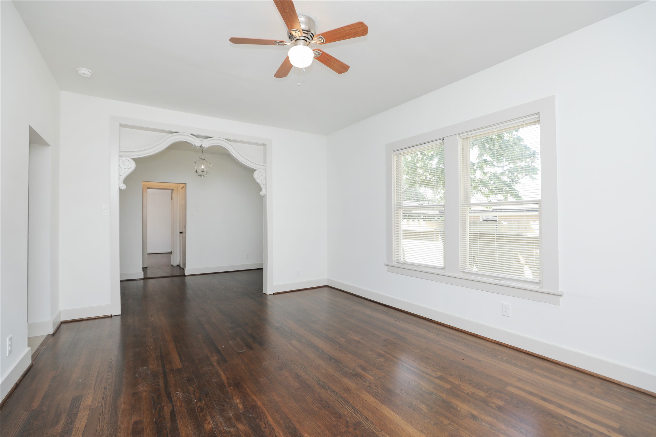 1244 West 21st Street Houston, TX 77008 - Photo 9 of 37