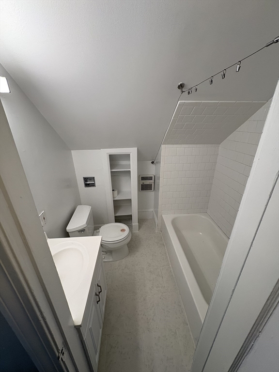 24 Warren Avenue, Unit 1 Milton, MA 02186 - Photo 7 of 18