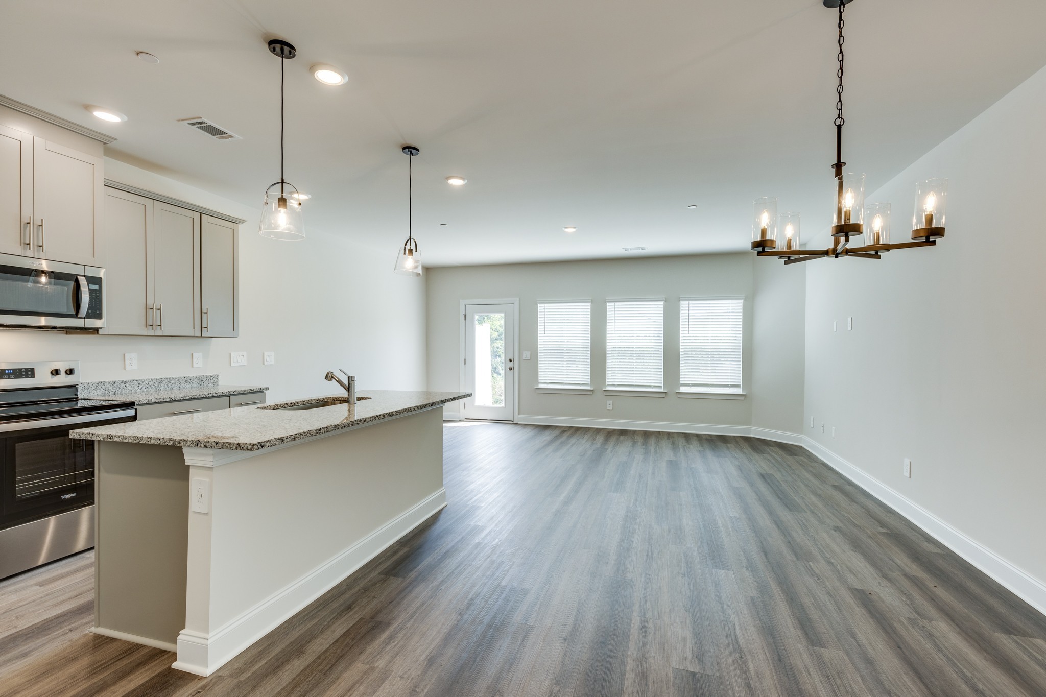 204 Douglas Bend Road, Unit 1402 Gallatin, TN 37066 - Photo 12 of 39 Gallery Image 12