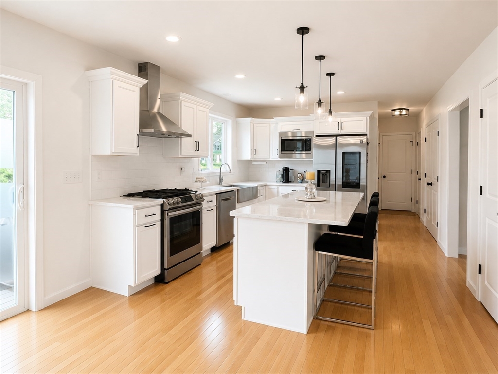52 Oldfield Road Bridgewater, MA 02324 - Photo 3 of 42