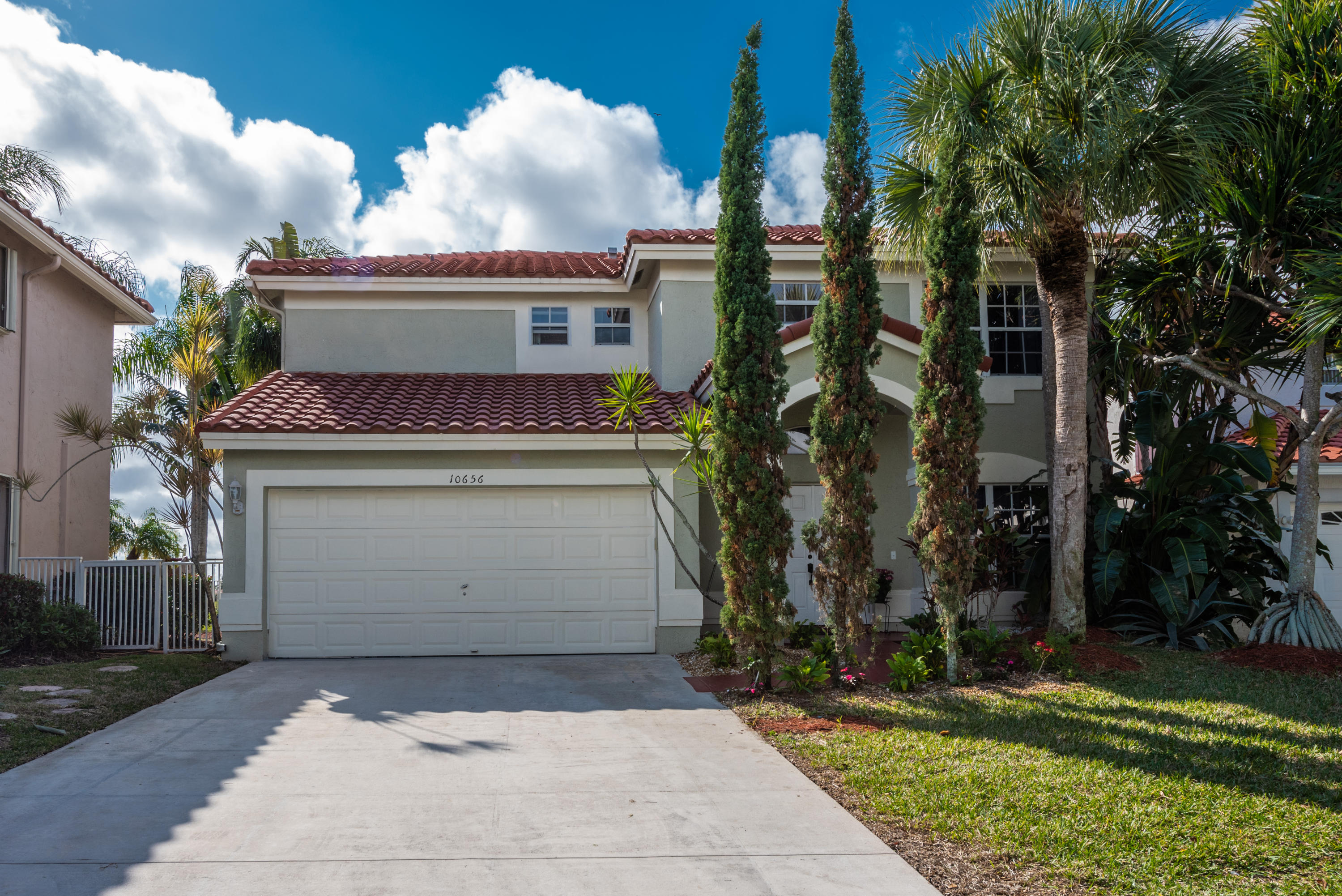 10656 Oak Lake Way Boca Raton, FL 33498 - Photo 1 of 30 Front