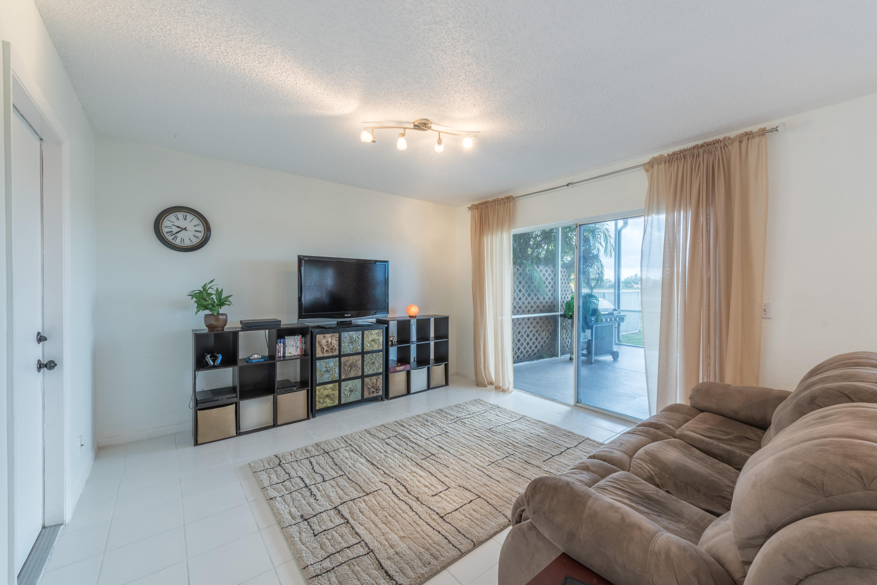 10656 Oak Lake Way Boca Raton, FL 33498 - Photo 12 of 30 10656 Oak Lake Way-20